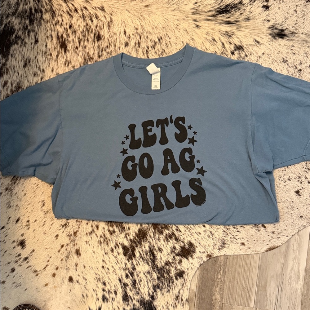 Wandering Maverick Boutique Tshirt